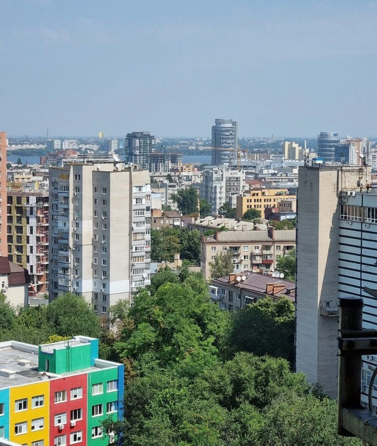 Райони Дніпра: жива карта міста на двох берегах